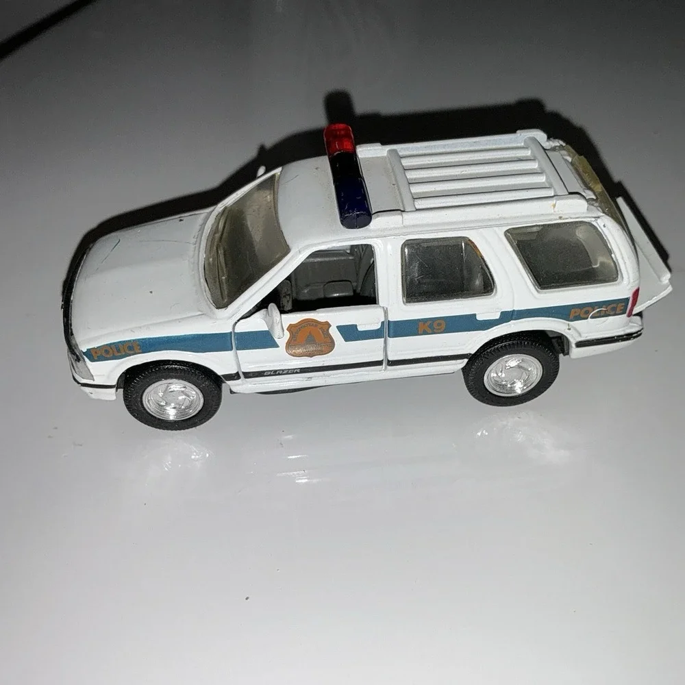 1/43 Diecast Road‎ Champs Metropolitan Police 1997 Chevy Blazer Vintage 90s Car